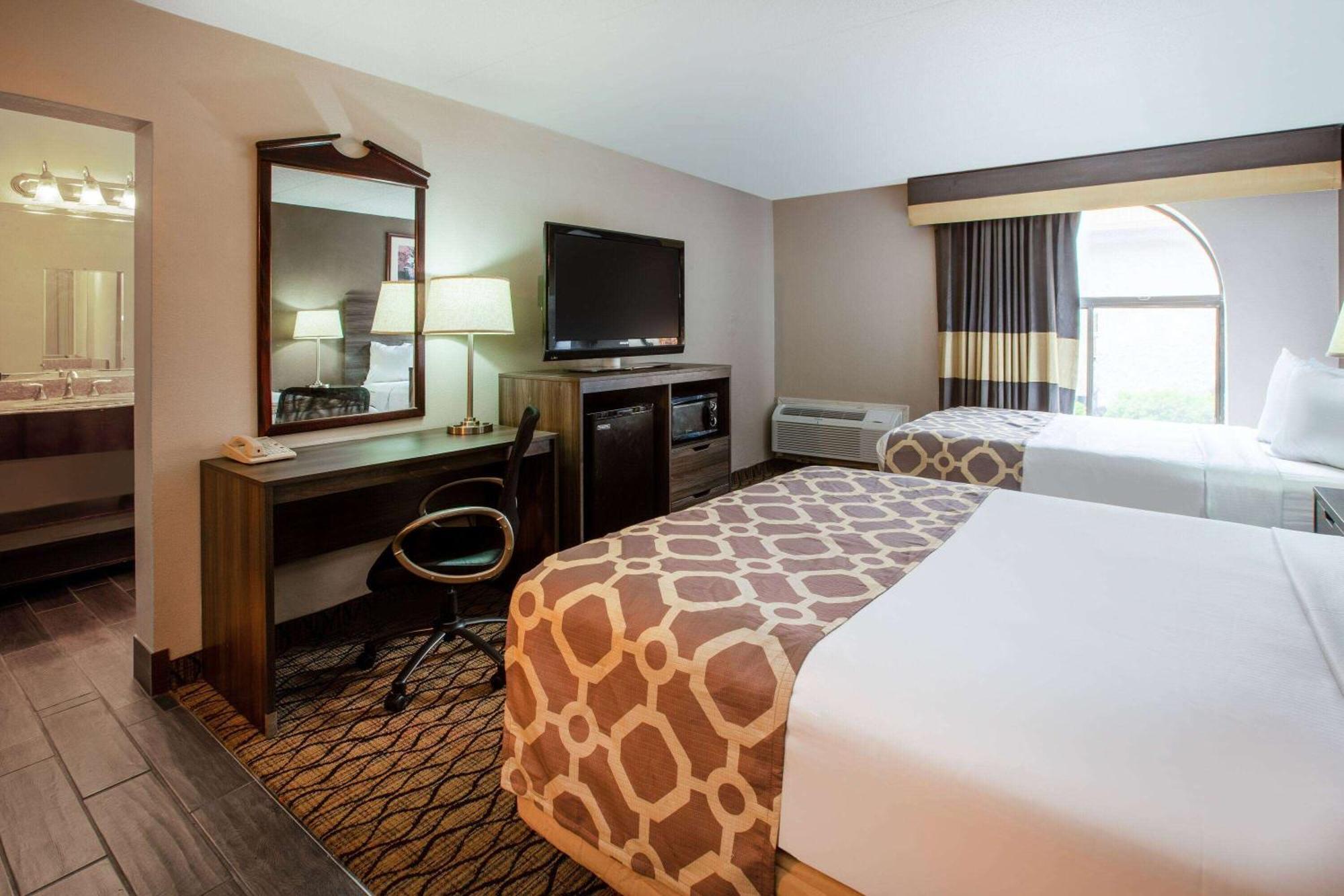 Baymont By Wyndham Northwood Motel Luaran gambar