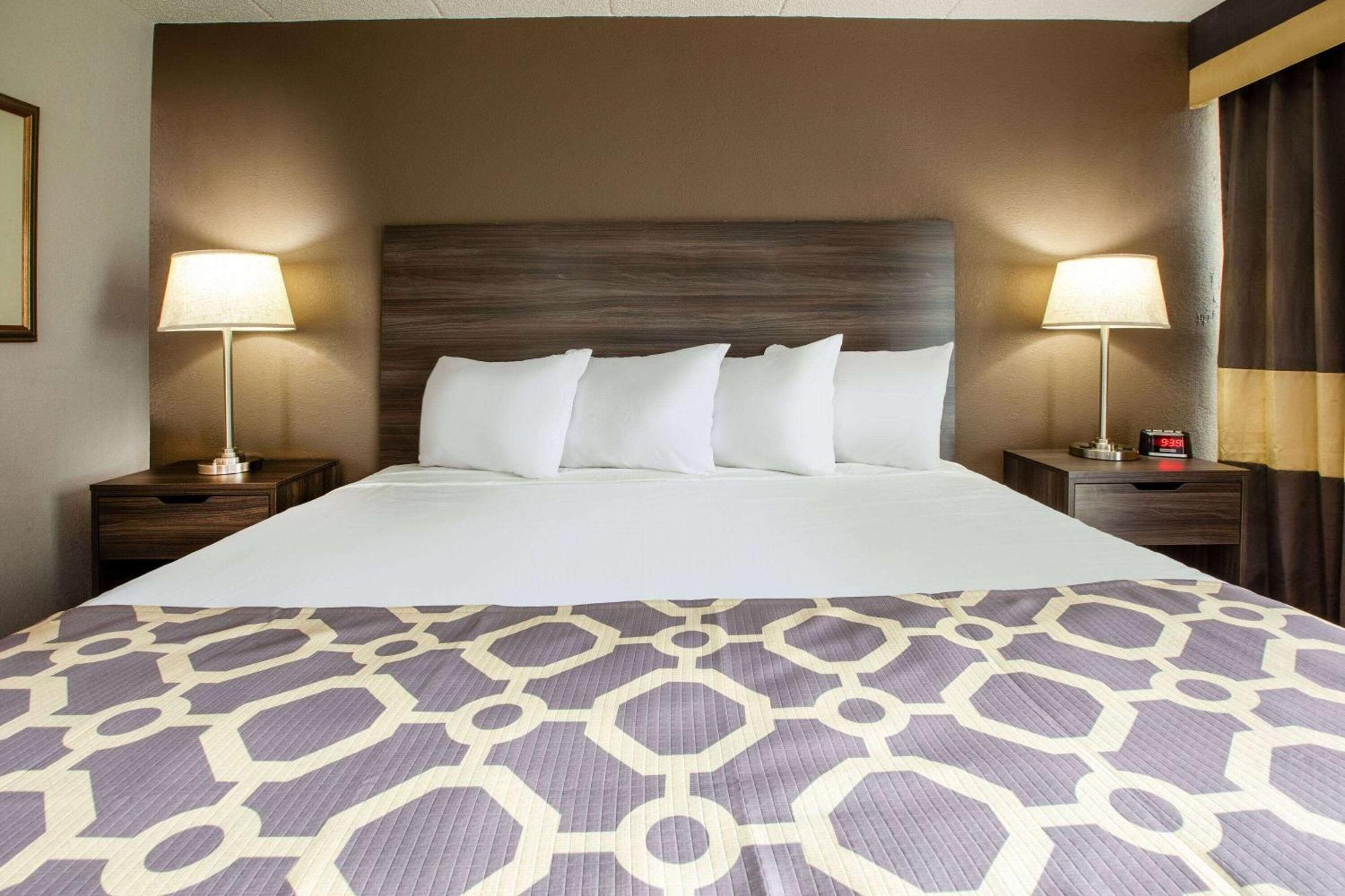 Baymont By Wyndham Northwood Motel Luaran gambar